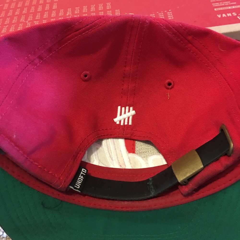 Undftd - Picture 2 of 2